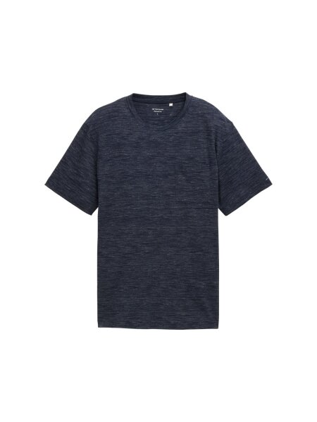 t-shirt with pocket