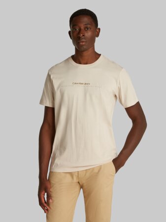 MINIMAL LOGO TEE