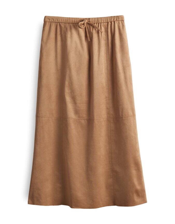 2083 creamy camel